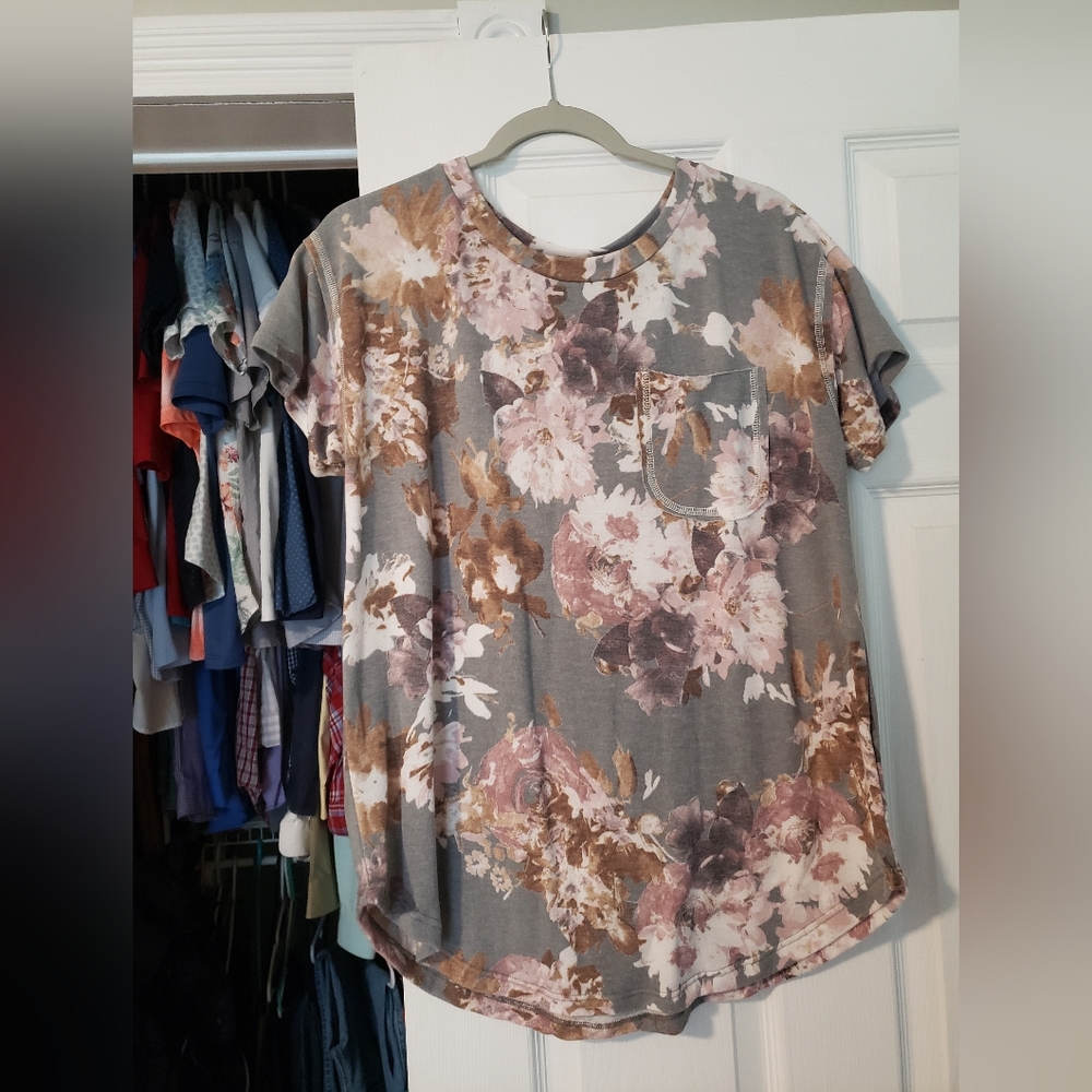 Women's short sleeve shirt tunic length